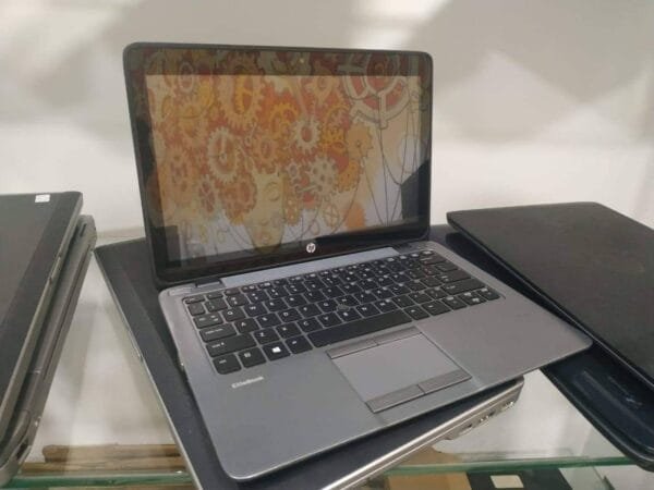 HP Elitebook 725