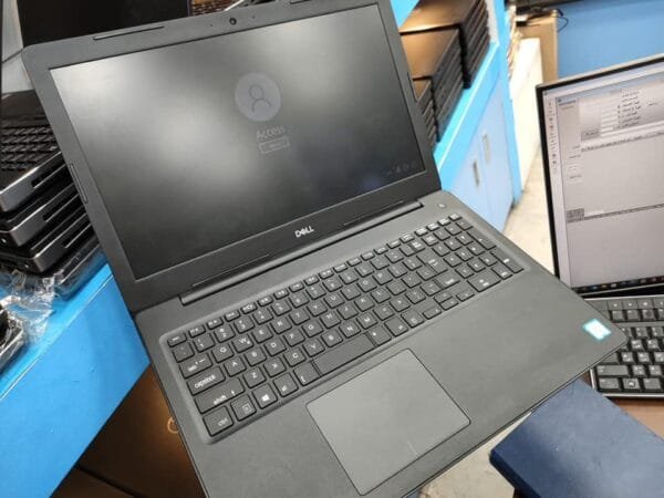 Dell Latitude 3590