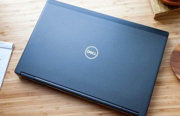 Dell precision 7720 xeon