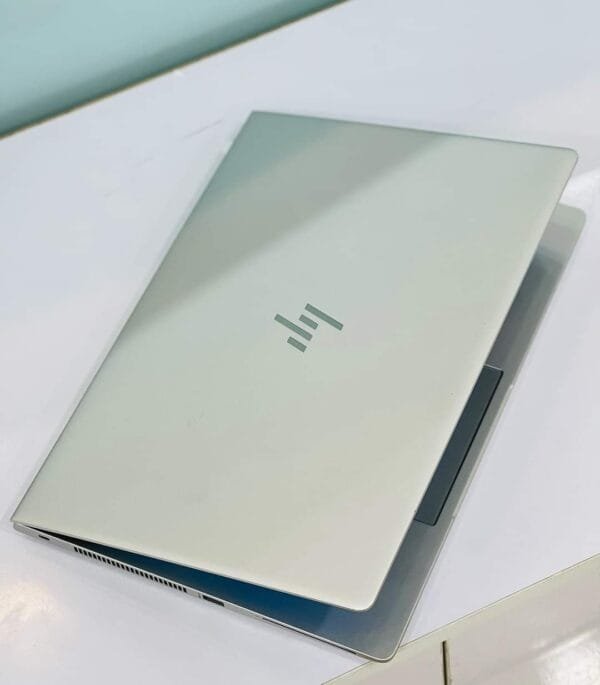 HP Elitebook 840 G5 Non Touch - Image 2