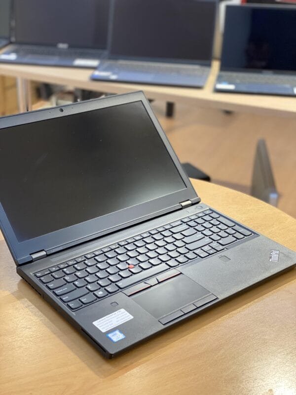 Lenovo ThinkPad P50 - Image 5