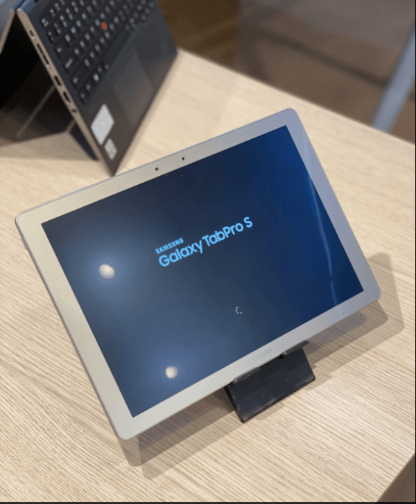 Samsung Galaxy Tab Pro S - Image 2