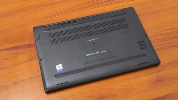 Dell Latitude 7490 - Image 3