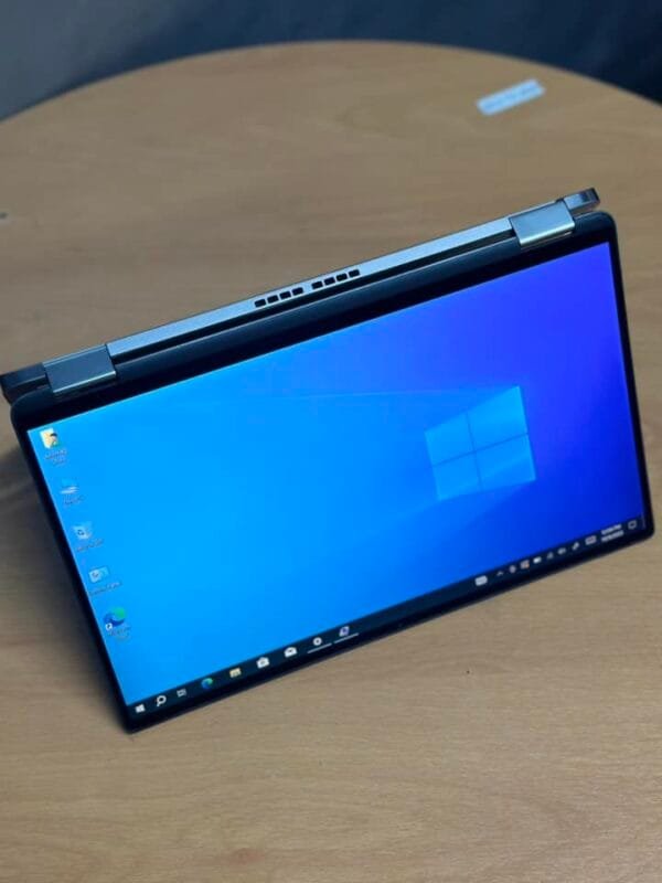 DELL Latitude 7400