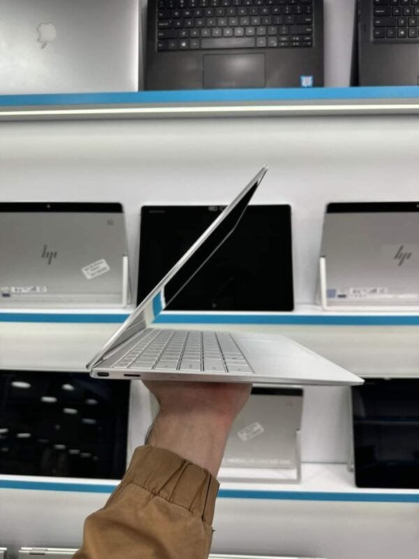 Dell ْXps 9310-I5-11th - Image 3