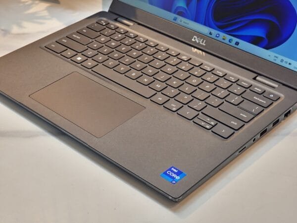 Dell Latitude 3420 - Image 6