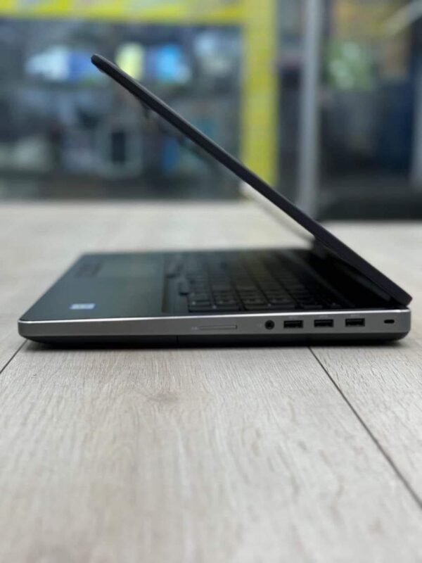 Dell Precision 7510 xeon - Image 3