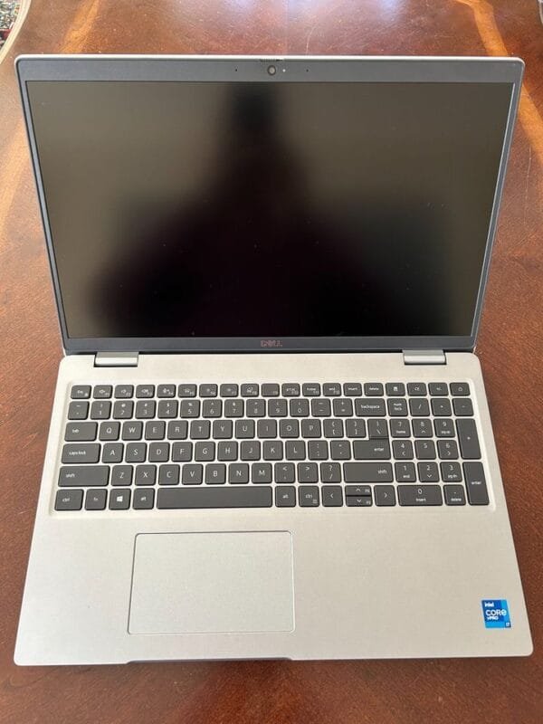 Dell Latitude 5521 - Image 4