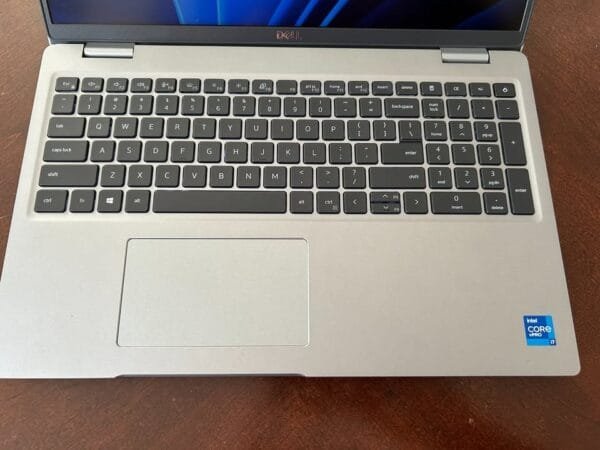 Dell Latitude 5521 - Image 6