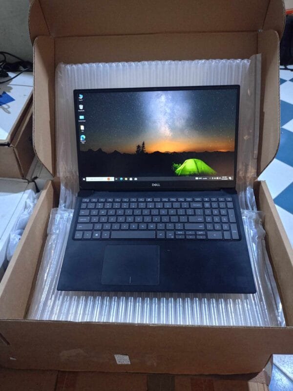 Dell Vostro 5590