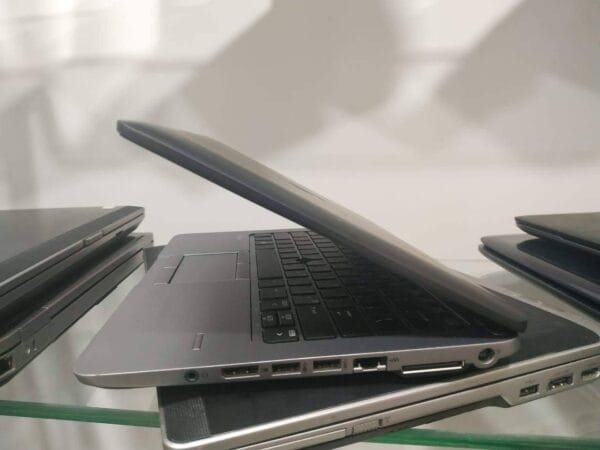 HP Elitebook 725 - Image 5