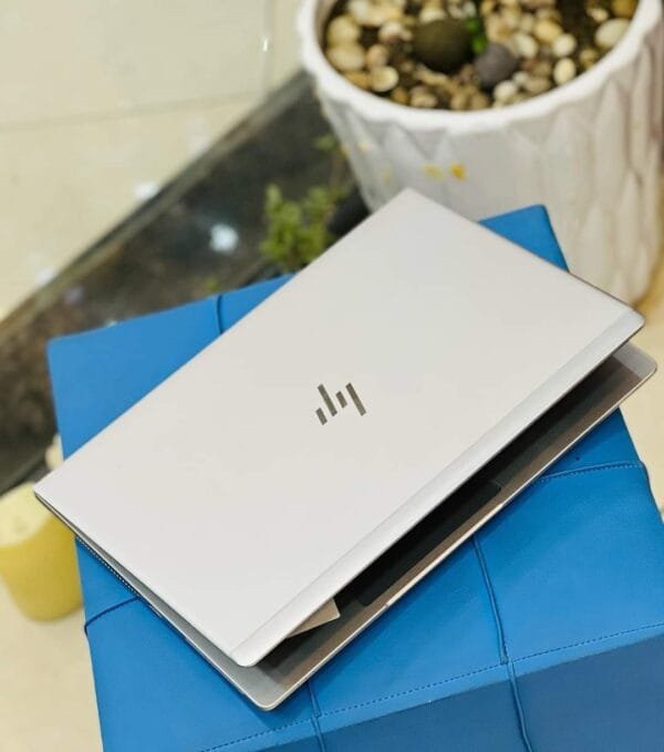 HP ELLITEBOOK 745 G5 Ryzen 5 - Image 7