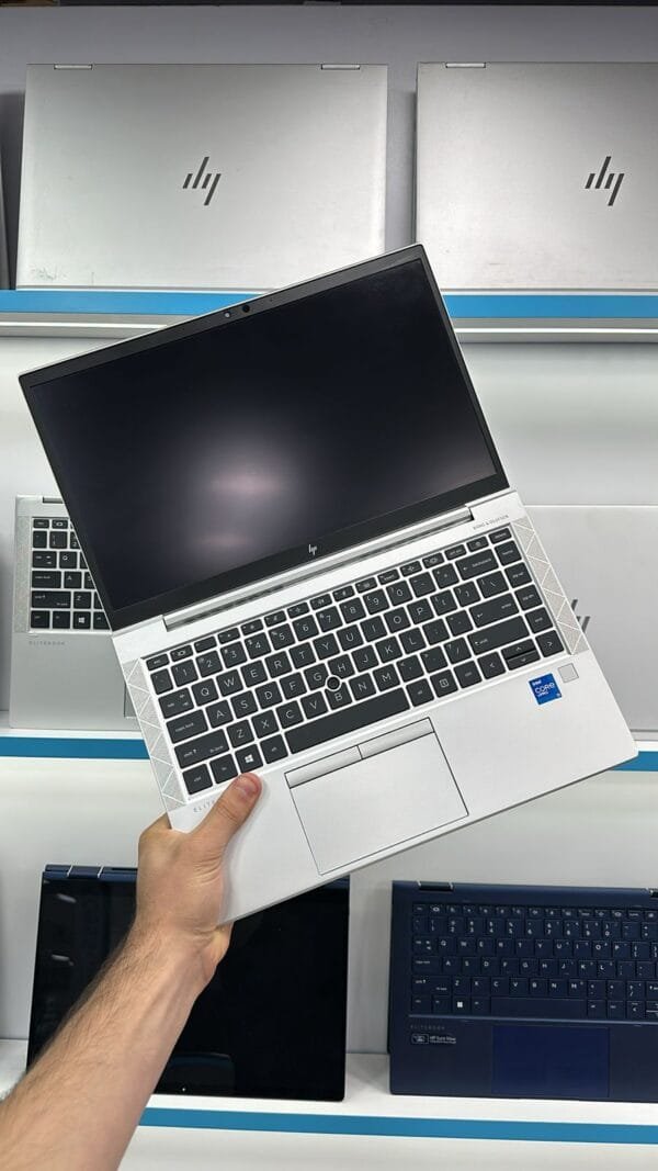 Hp Elitebook 840 G8 - Image 2