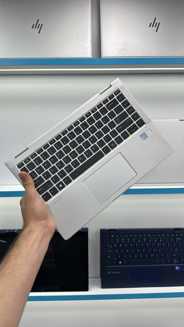 HP EliteBook 1040 G5 - Image 3