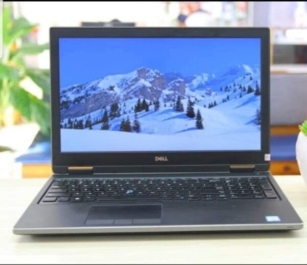 Dell precision 7520-I7-6th