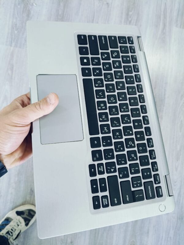 Dell latitude 7400  2 in 1 - Image 7