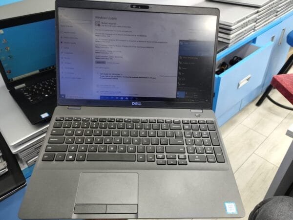 Dell Latitude 5500 - Image 5