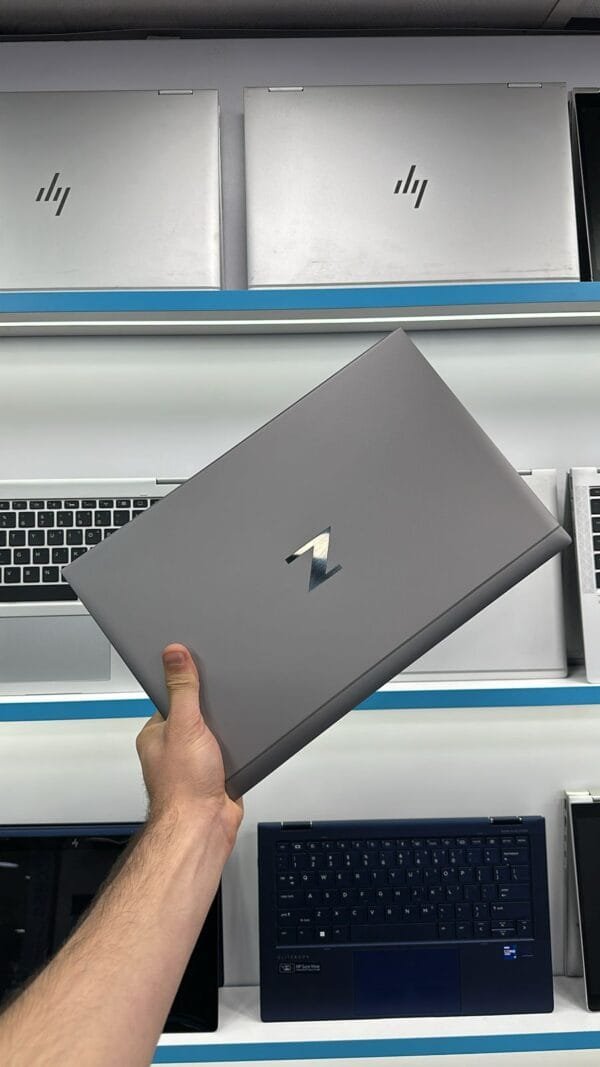 Hp Zbook FireFly 14 G7-I5-10th - Image 2