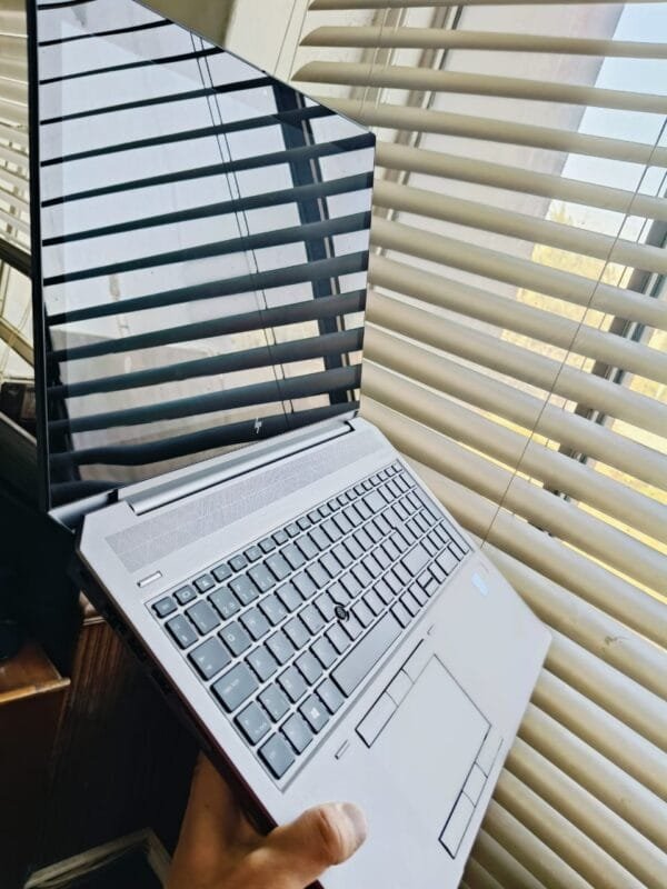 HP ZBOOK G5 Mobile Workstation - Image 7