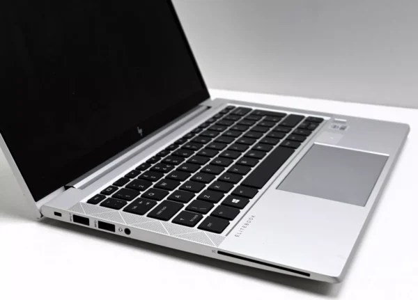HP Elitebook 830 G7 - Image 2